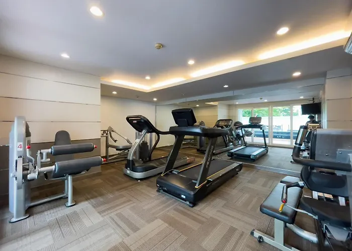 Modern Near Iconsiam L Steps To Bts Krung Thon Buri L Ultra Fast Wifi Holiday home Bangkok