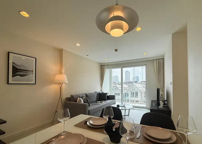 Modern Near Iconsiam L Steps To Bts Krung Thon Buri L Ultra Fast Wifi Bangkok