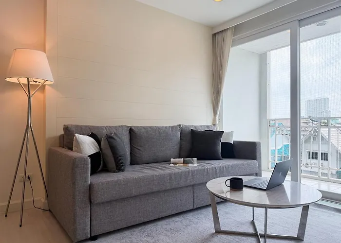 Holiday home Modern Near Iconsiam L Steps To Bts Krung Thon Buri L Ultra Fast Wifi *