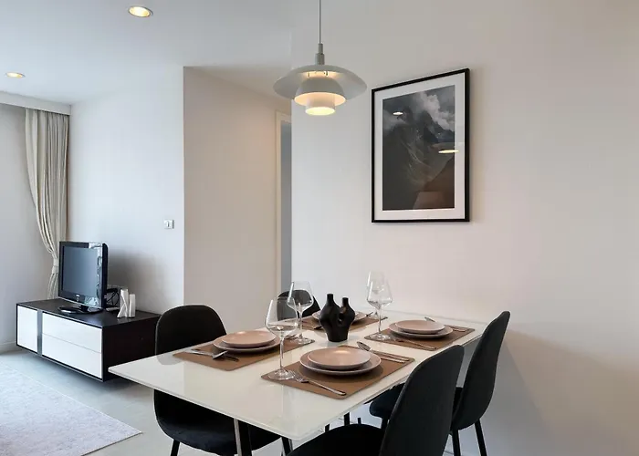 Modern Near Iconsiam L Steps To Bts Krung Thon Buri L Ultra Fast Wifi * Bangkok